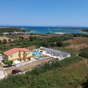 Apartment Palmira, Ližnjan