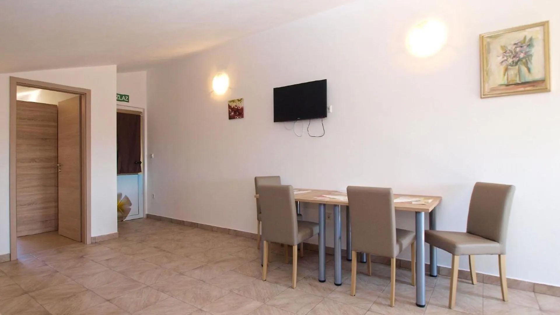 Ferienwohnung Fuer 4 Personen Ca 50 Qm In Liznjan, Istrien Suedkueste Von Istrien Croatia